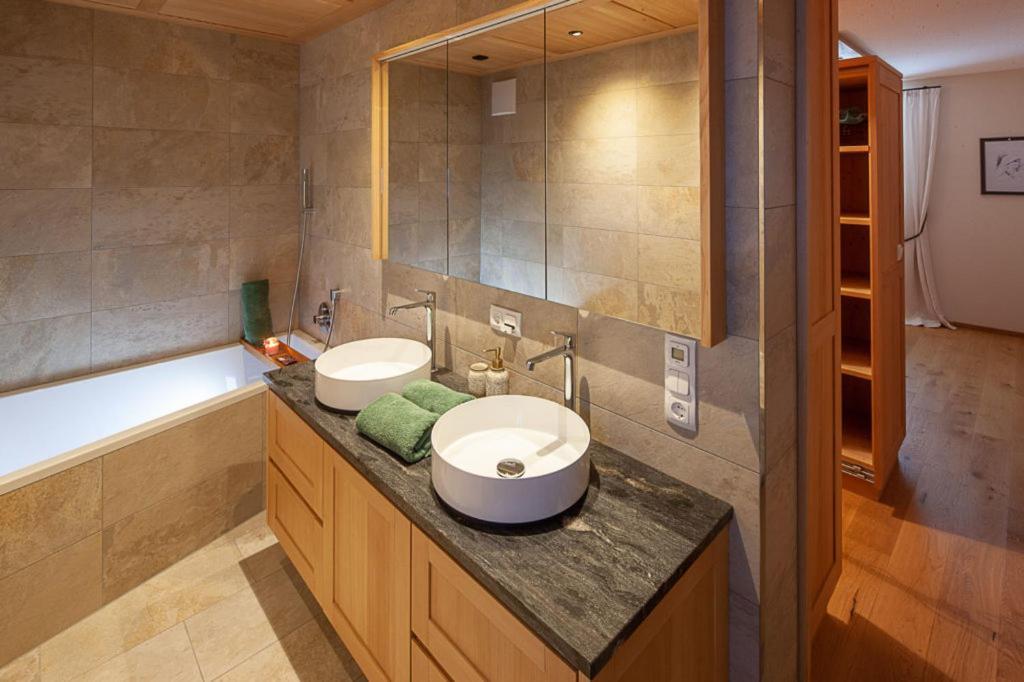 Ferienwohnung Smart Living Damuels Kültér fotó